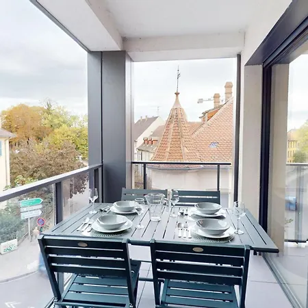 Apartment Les Loges Balcon Et Parking Colmar